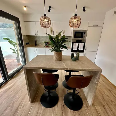 公寓 Moderno Y Acogedor Con Terraza “ Llebeig” *